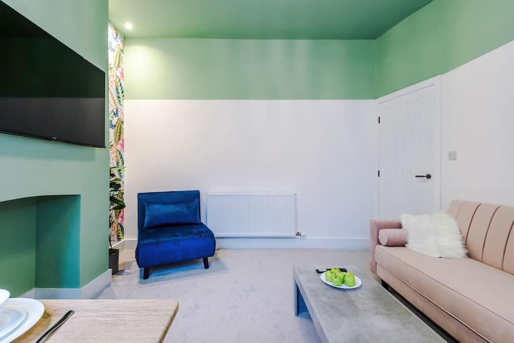 فيلا 5 Bed Salford Sanctuary Retreat مانشستر المظهر الخارجي الصورة