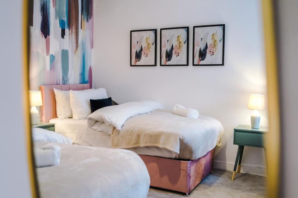 فيلا 5 Bed Salford Sanctuary Retreat مانشستر المظهر الخارجي الصورة