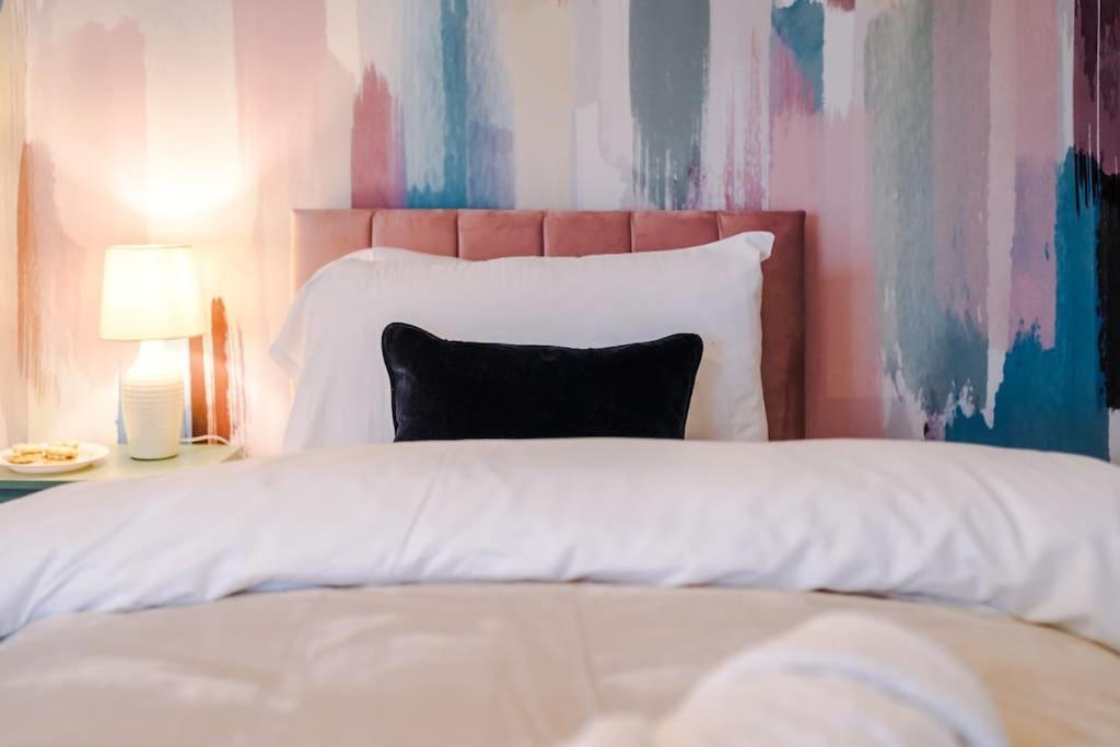 فيلا 5 Bed Salford Sanctuary Retreat مانشستر المظهر الخارجي الصورة