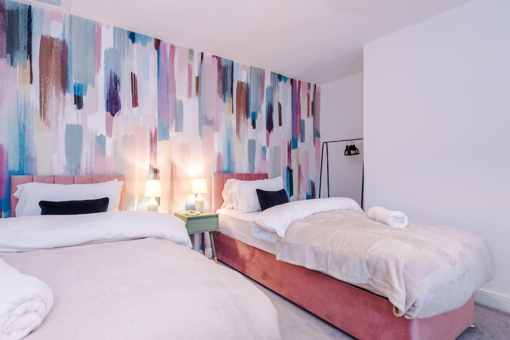 فيلا 5 Bed Salford Sanctuary Retreat مانشستر المظهر الخارجي الصورة