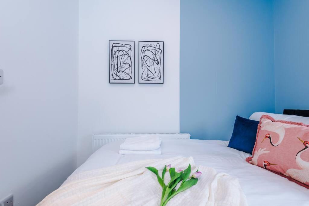 فيلا 5 Bed Salford Sanctuary Retreat مانشستر المظهر الخارجي الصورة
