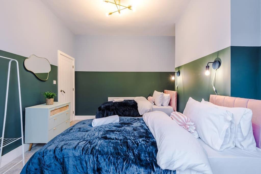 فيلا 5 Bed Salford Sanctuary Retreat مانشستر المظهر الخارجي الصورة